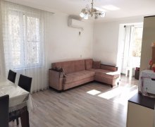 2 otaqli heyet evlerinin satisi sumqayitda 1-ci mikrorayon r., Sumqayıt ş.