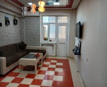 Satılır Köhnə Tikili Neftçilər m., Nizami r. Satılır Köhnə Tikili Neftçilər m., Nizami r.