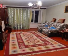 Satılır Köhnə Tikili Xalqlar dostluğu m., 8-ci kilometr, Nizami r.