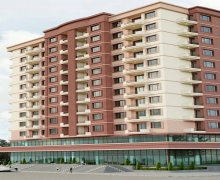 Satılır Yeni Tikili Qaraçuxur qəs., Suraxanı r.