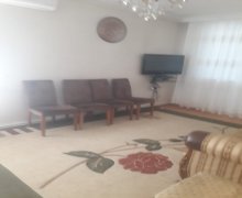 Satılır Köhnə Tikili Gəncə ş. Satılır Köhnə Tikili Gəncə ş.