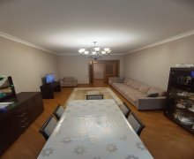 Satılır Yeni Tikili İnşaatçılar m., Yeni Yasamal qəs., Yasamal r.