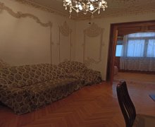 iceri seherde evlerin qiymeti İçərişəhər m., Azneft meydanı, Səbail r.