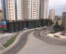 Satılır Köhnə Tikili Elmlər akademiyası m., Yasamal r.