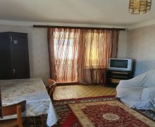 Satılır Köhnə Tikili İnşaatçılar m., Yasamal qəs., Yasamal r.