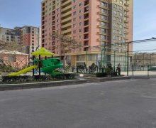 qara qarayevde satilan evler Qara Qarayev m., Nizami r.