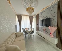 Satılır Yeni Tikili 20 Yanvar m., Yasamal r. Satılır Yeni Tikili 20 Yanvar m., Yasamal r.