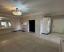 Satılır Yeni Tikili Xalqlar dostluğu m., Əhmədli, Xətai r.