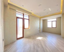 Satılır Yeni Tikili İnşaatçılar m., Yeni Yasamal qəs., Yasamal r.