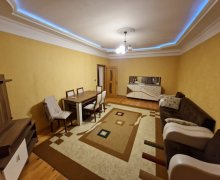 Satılır Köhnə Tikili Nəriman Nərimanov m., Montin qəs., Nərimanov r.