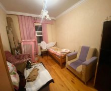 Satılır Köhnə Tikili Azadlıq m., 7-ci mikrorayon, Binəqədi r.