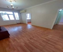 Satılır Köhnə Tikili Memar Əcəmi m., 4-cü mikrorayon, Nəsimi r.