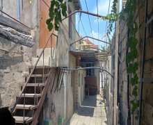 Satılır Həyət evi/villa Memar Əcəmi m., 8-ci mikrorayon, Binəqədi r.