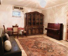 Kirayə (aylıq) Həyət evi/villa Azadlıq m., Rəsulzadə qəs., Binəqədi r. Kirayə (aylıq) Həyət evi/villa Azadlıq m., Rəsulzadə qəs., Binəqədi r.