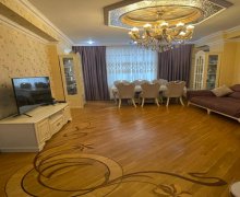 7-ci mkr-da satılan evlər 7-ci mikrorayon, Binəqədi r.