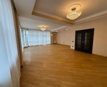 28 mayda satilan bina evleri 28 May m., Nəsimi r.