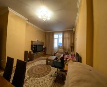 Satılır Yeni Tikili Elmlər akademiyası m., Yasamal r.