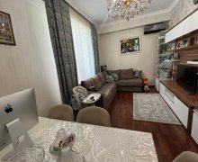 Satılır Yeni Tikili Elmlər akademiyası m., Yasamal r.