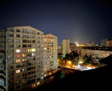 Satılır Yeni Tikili Azadlıq m., 8-ci mikrorayon, Binəqədi r.