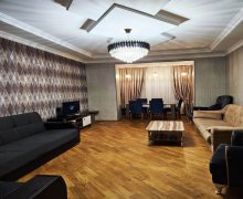 Kirayə (aylıq) Köhnə Tikili Xətai m., Ağ şəhər, Xətai r.