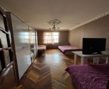 Satılır Köhnə Tikili Azadlıq m., 7-ci mikrorayon, Binəqədi r. Satılır Köhnə Tikili Azadlıq m., 7-ci mikrorayon, Binəqədi r.