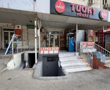 Satılır Obyekt Memar Əcəmi m., 4-cü mikrorayon, Moskva univermağı, Nəsimi r.