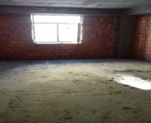 Satılır Yeni Tikili Xırdalan ş. Satılır Yeni Tikili Xırdalan ş.