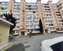 Satılır Köhnə Tikili Hövsan qəs., Suraxanı r. Satılır Köhnə Tikili Hövsan qəs., Suraxanı r.