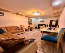 Satılır Köhnə Tikili Elmlər akademiyası m., Yasamal r.