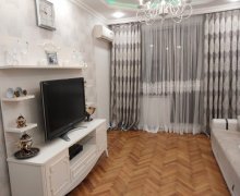 Satılır Köhnə Tikili Nizami m., Binəqədi r.