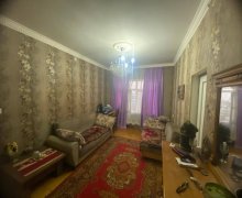 Satılır Köhnə Tikili Xalqlar dostluğu m., 8-ci kilometr, Nizami r.