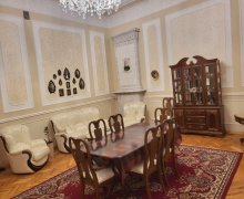 iceri seherde aylıq kiraye evler İçərişəhər m., Səbail r.