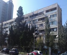 Satılır Köhnə Tikili 28 May m., Nəsimi r. Satılır Köhnə Tikili 28 May m., Nəsimi r.