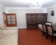 Satılır Köhnə Tikili Əhmədli m., Əhmədli, Xətai r.