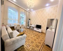 Satılır Köhnə Tikili Sahil m., Səbail r.