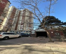 Satılır Obyekt Azadlıq m., 7-ci mikrorayon, Ayna Sultanova heykəli, Binəqədi r.