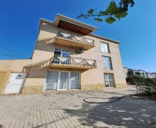 Kirayə (aylıq) ev alqi satqisi/villa Badamdar qəs., Səbail r. Kirayə (aylıq) ev alqi satqisi/villa Badamdar qəs., Səbail r.