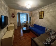 Satılır Köhnə Tikili Elmlər akademiyası m., Yasamal r.