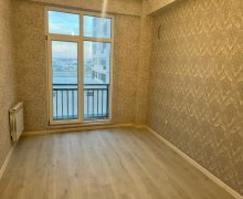 Satılır Yeni Tikili Sumqayıt ş. Satılır Yeni Tikili Sumqayıt ş.