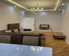 Satılır Yeni Tikili Elmlər akademiyası m., Yasamal qəs., Yasamal r.