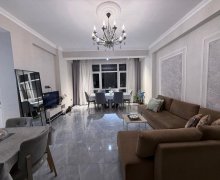 Satılır Yeni Tikili Azadlıq m., 7-ci mikrorayon, Elit ticarət mərkəzi, Binəqədi r.