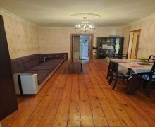 Satılır Köhnə Tikili Qara Qarayev m., Nizami r.