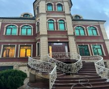 Satılır Bağ evi Azadlıq m., 7-ci mikrorayon, Binəqədi r.