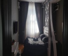 Satılır Yeni Tikili Xalqlar dostluğu m., 8-ci kilometr, Nizami r.
