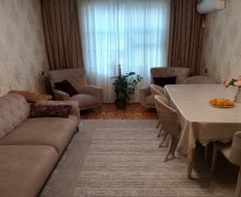 Satılır Köhnə Tikili Əhmədli m., Əhmədli, Xətai r.