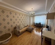 Satılır Yeni Tikili İnşaatçılar m., Yeni Yasamal qəs., Yasamal r.