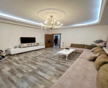 Satılır Yeni Tikili Neftçilər m., Nizami r. Satılır Yeni Tikili Neftçilər m., Nizami r.