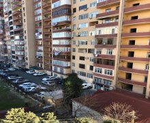 Satılır Köhnə Tikili Memar Əcəmi m., 9-cu mikrorayon, Binəqədi r.