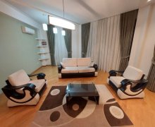 Kirayə (aylıq) Yeni Tikili Elmlər akademiyası m., Yasamal r.