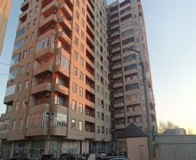 Satılır Yeni Tikili Xalqlar dostluğu m., 8-ci kilometr, Nizami r.